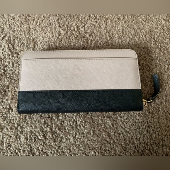 Kate Spade Zip Around Nude Black Color Block Stripe Wallet - Picture 3 of 4